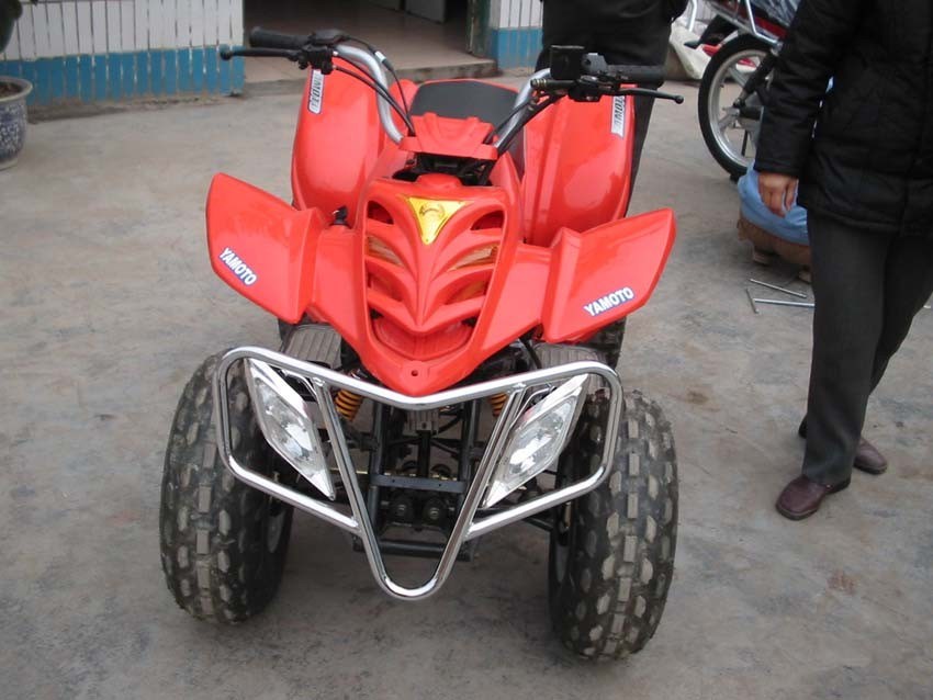 Suzuki 250CC Red Manned Gasoline Four Wheeled Motorcycles ...