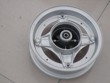 China HONDA DAX70 CT70 ST70 Monkey,Gorilla Spare Parts Chrome Wheel Aluminum HUB Iron Hub supplier