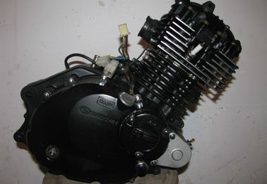 GXT200 Motocross GS200 Engine Black Electric Start Motorcycle Engine Parts QM200GY-B supplier