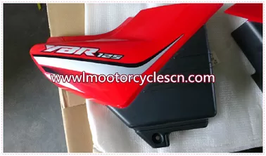 YAMAHA YBR125 FR. SIDE COVER, RH LH   MOTORCYCLE PARTS FR DAMPER, RH Motorcycle fork supplier